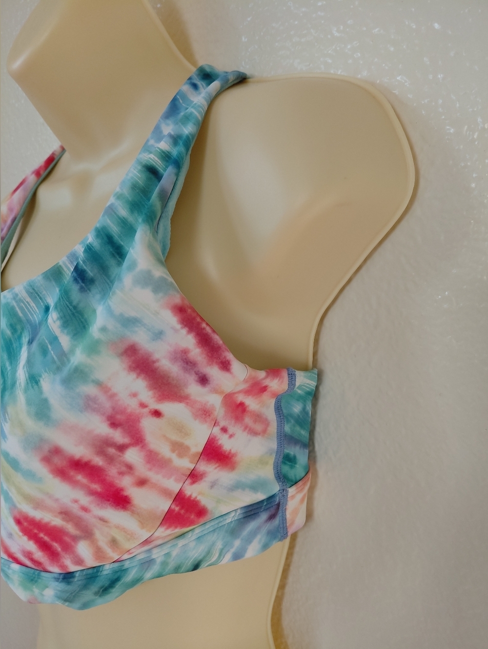 Athleta-Women's M Multicolor Tie-Dye Scoop Tank Hiking,Active Wear Swim - Picture 3 of 10